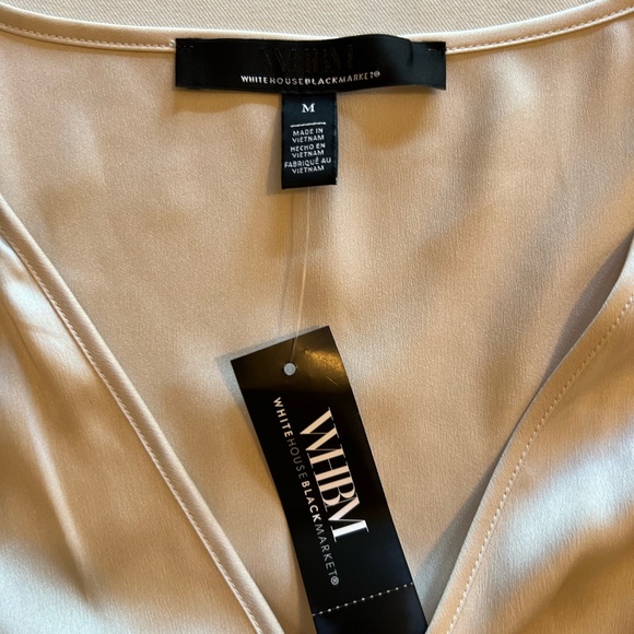 NWT~WHITE HOUSE BLACK MARKET  LIGHT PALOMINO
SMOCKED SHOUDLER SATIN
TOP BLOUSE~M - Picture 5 of 11